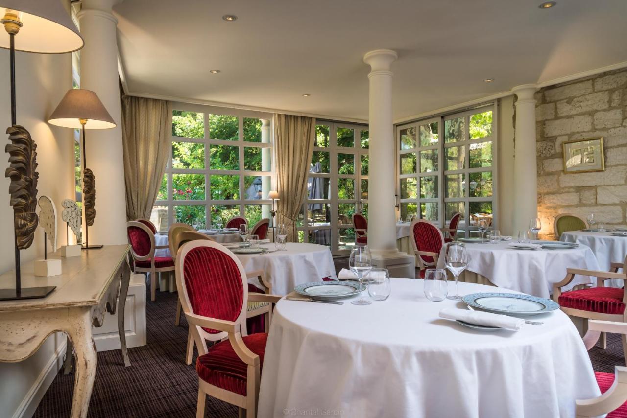 Villeneuve-lès-Avignon Hotel La Magnaneraie מראה חיצוני תמונה