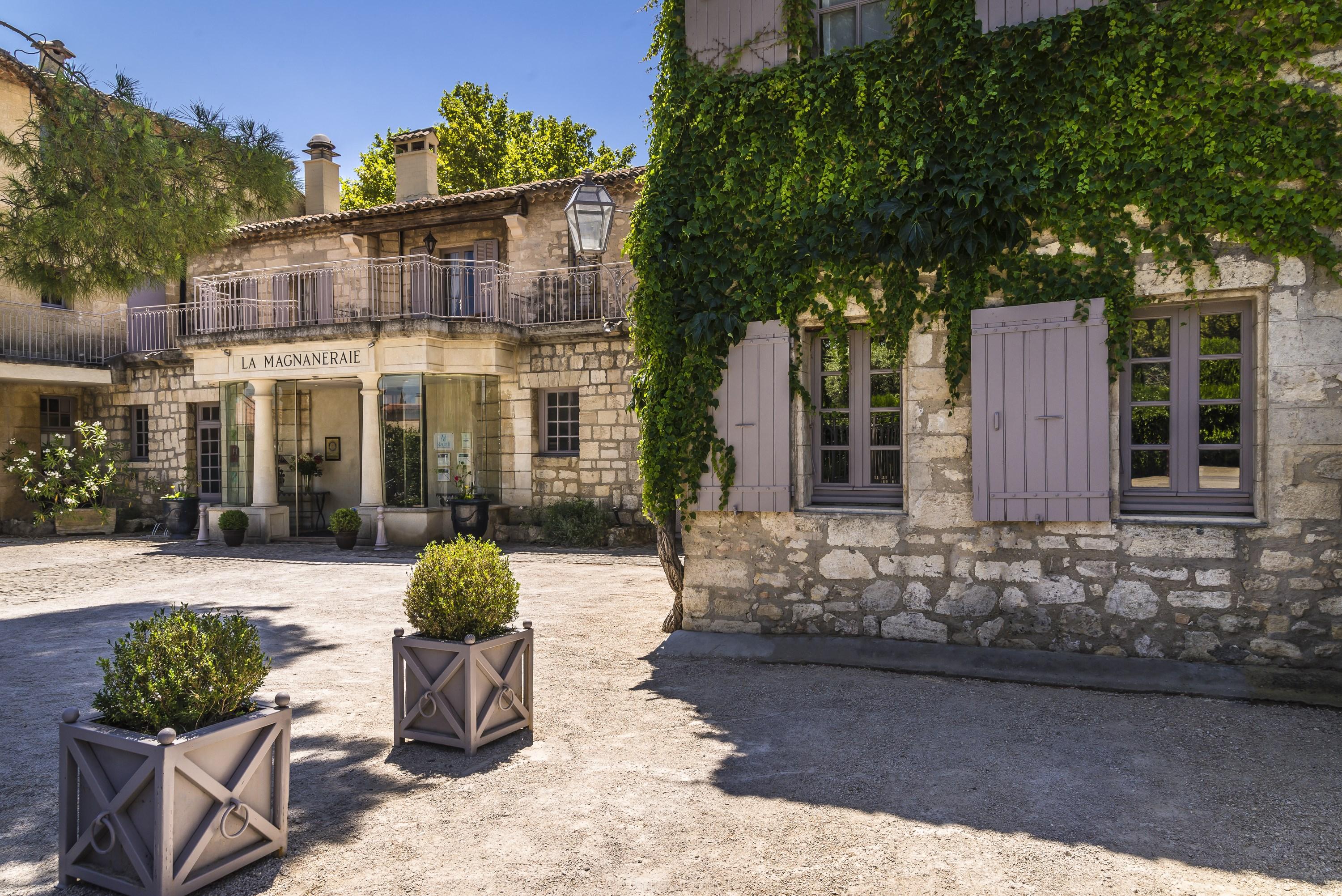 Villeneuve-lès-Avignon Hotel La Magnaneraie מראה חיצוני תמונה