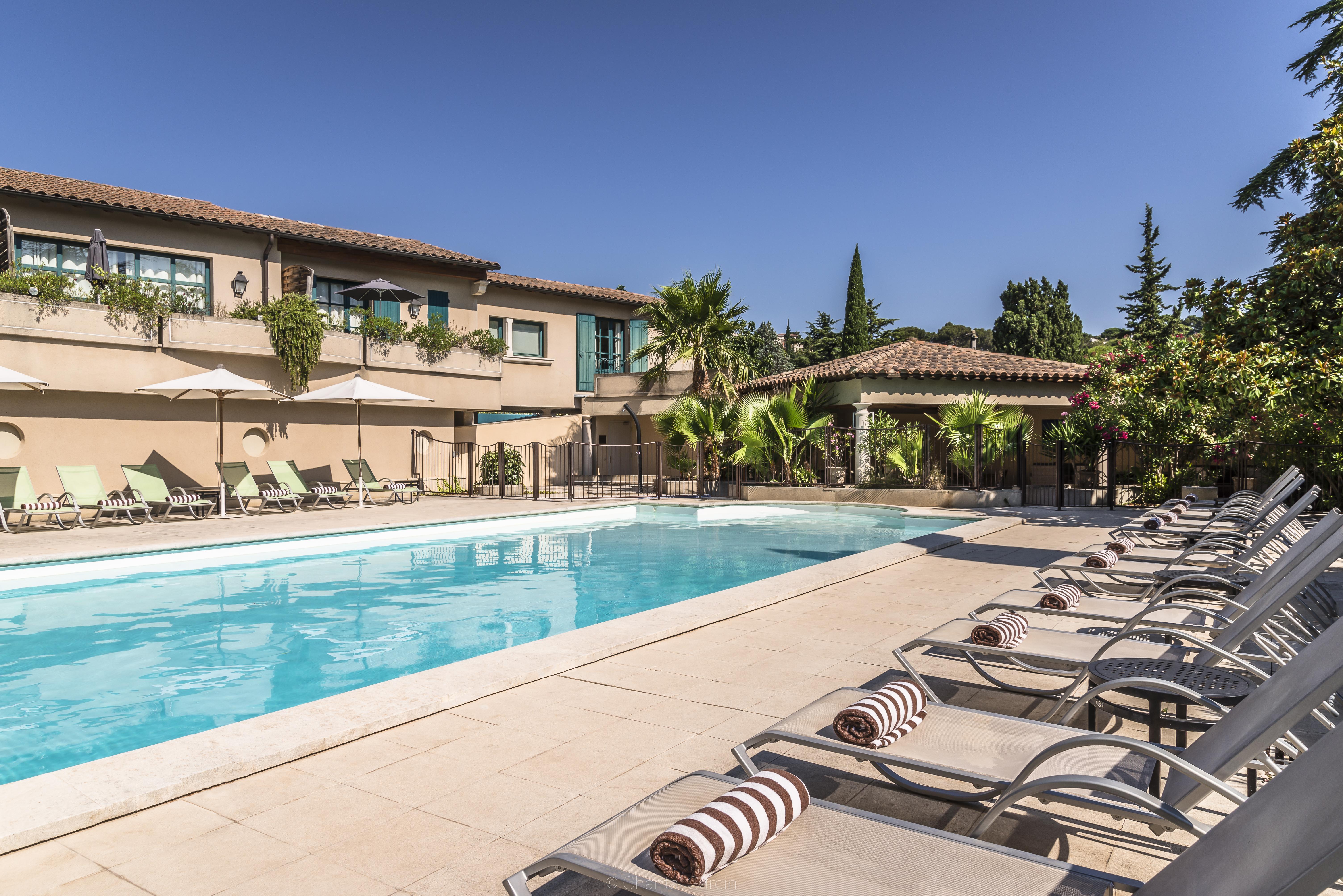 Villeneuve-lès-Avignon Hotel La Magnaneraie מראה חיצוני תמונה